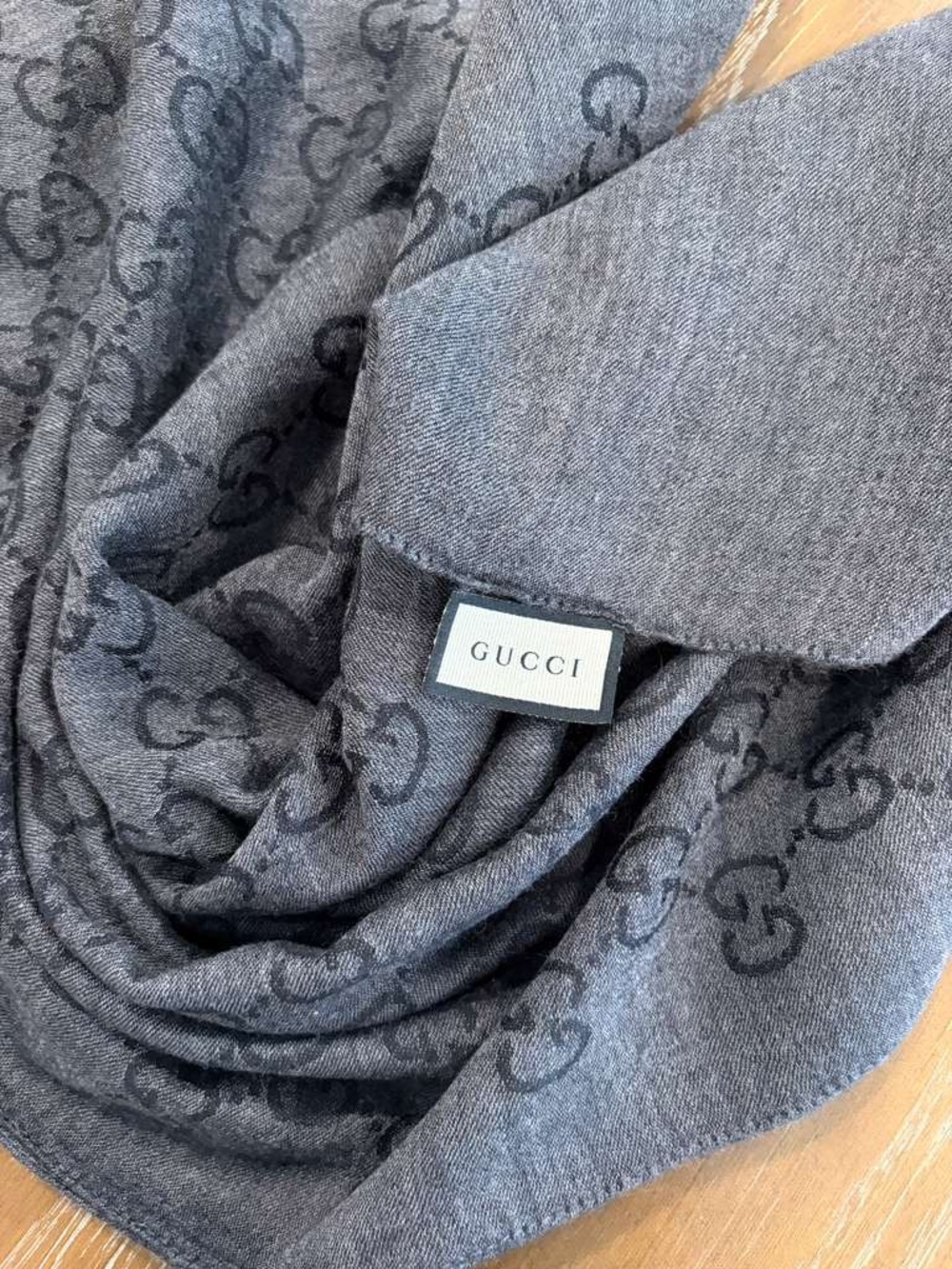 Gucci Black and Charcoal GG Shawl - Picture 7 of 8
